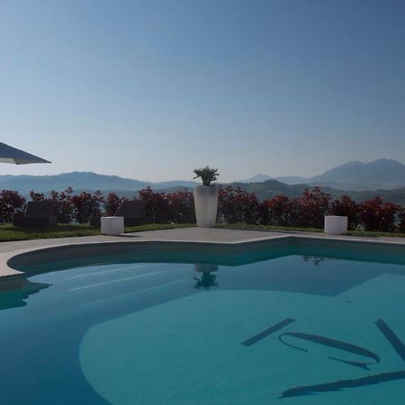 Agriturismo Le Capannacce Урбания Екстериор снимка